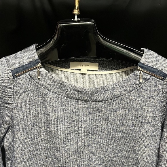 Loft- navy blue and white long length shirt with crewneck and zippers on… - Picture 2 of 6